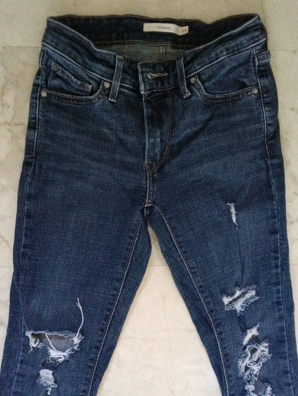 Levi's Women's Skinny Distressed Jeans in Dark Blue Wash